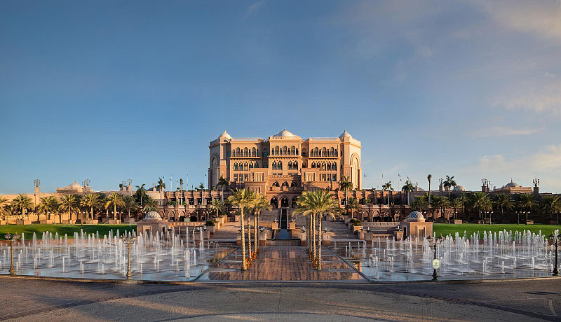 Emirates Palace Hotel / Golfreisen Abu Dhabi