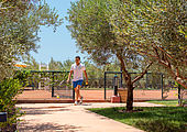 Tennisplatz beim Fairmont Royal Palm, Marrakesch / Golfreisen Marokko