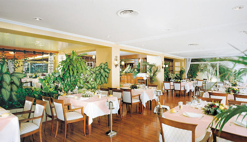 Restaurant Don Quijote beim Sol Marbella Estepona Atalaya Park / Golfreisen Costa del Sol